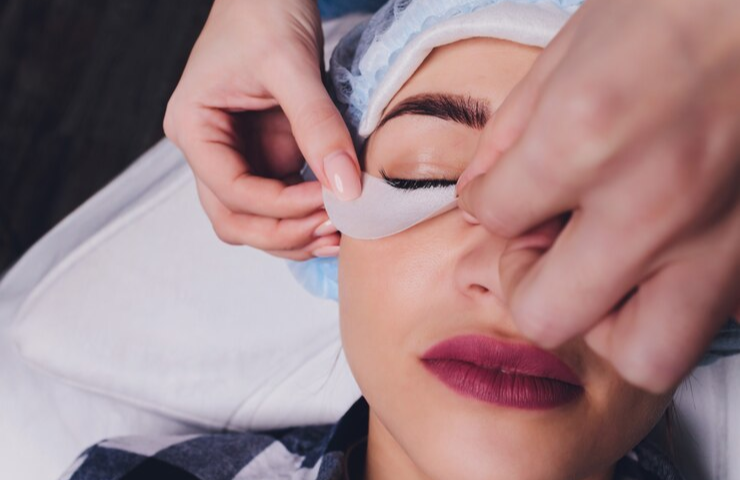 Top Eyelash Extension Services in Ghatkopar